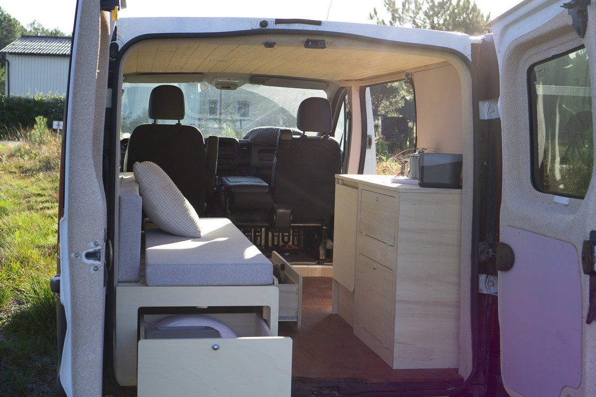 the-minimalist-vw-transporter-t5-t6 (1)